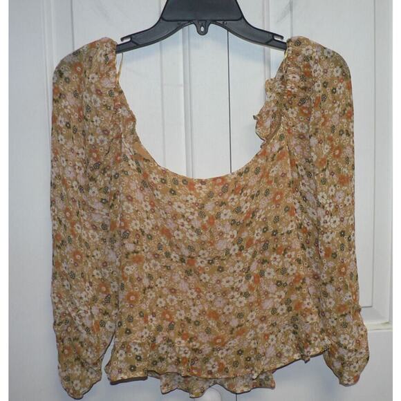 ASTR the Label Womens Ruched Sleeve Blouse in Mustard Orange Ditsy Floral SM $55 - Picture 6 of 7